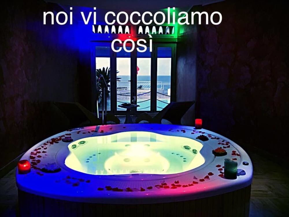 Hotel & Spa La Porta Del Mare トロペーア エクステリア 写真